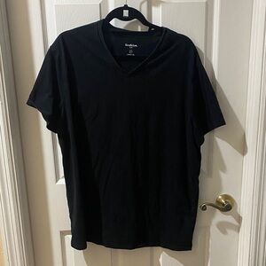 Goodfellow & Co Men's Classic Black V-Neck Tee